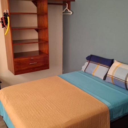 Casa Alexita Apartman Puerto Baquerizo Moreno Kültér fotó